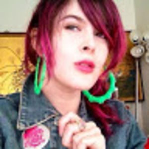 Meet your Posher, Phoenix